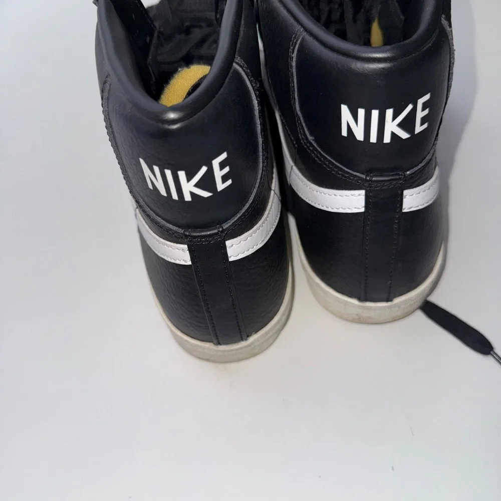 NIKE Mens 12 Black White Leather Mid 77 Vintage High Top Lace Up Sneakers Box 5B